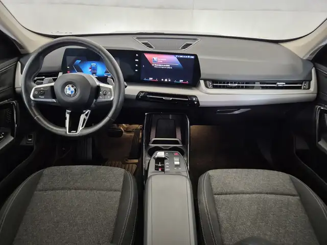 BMW X1 view 9