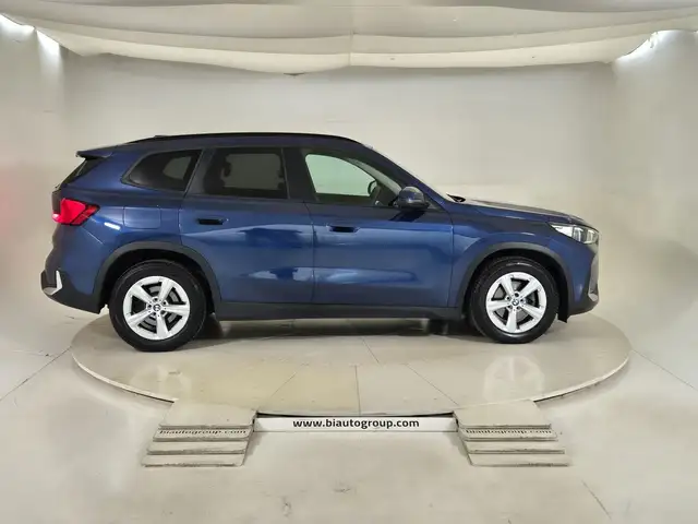 BMW X1 view 6