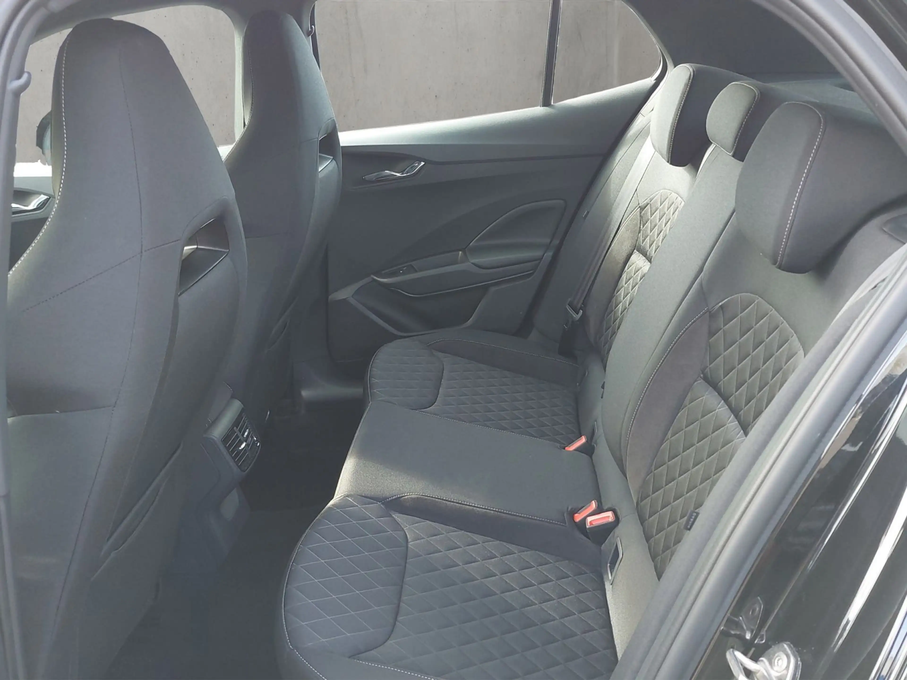 Skoda Fabia Ambition — photo 13