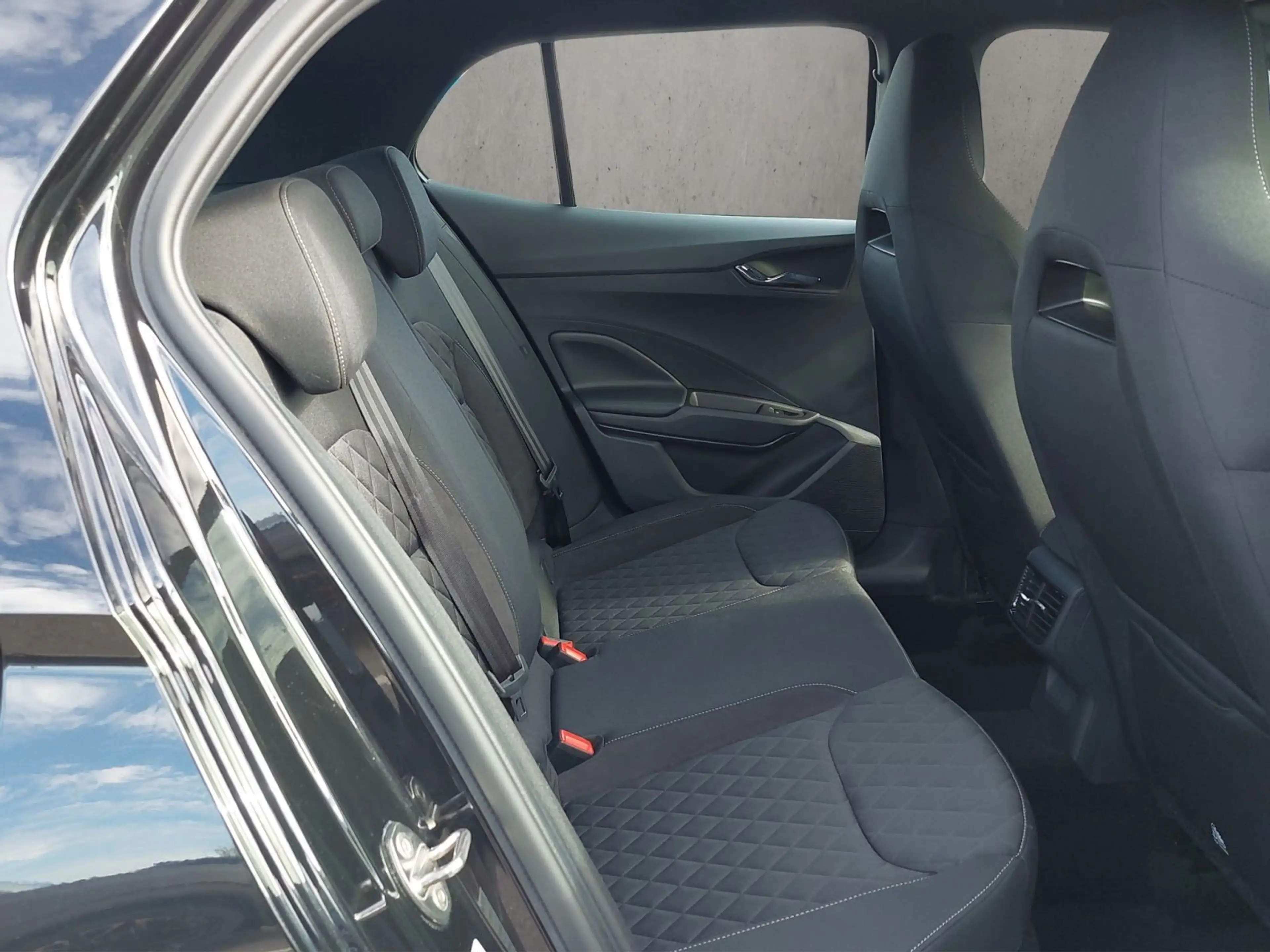 Skoda Fabia Ambition — photo 17