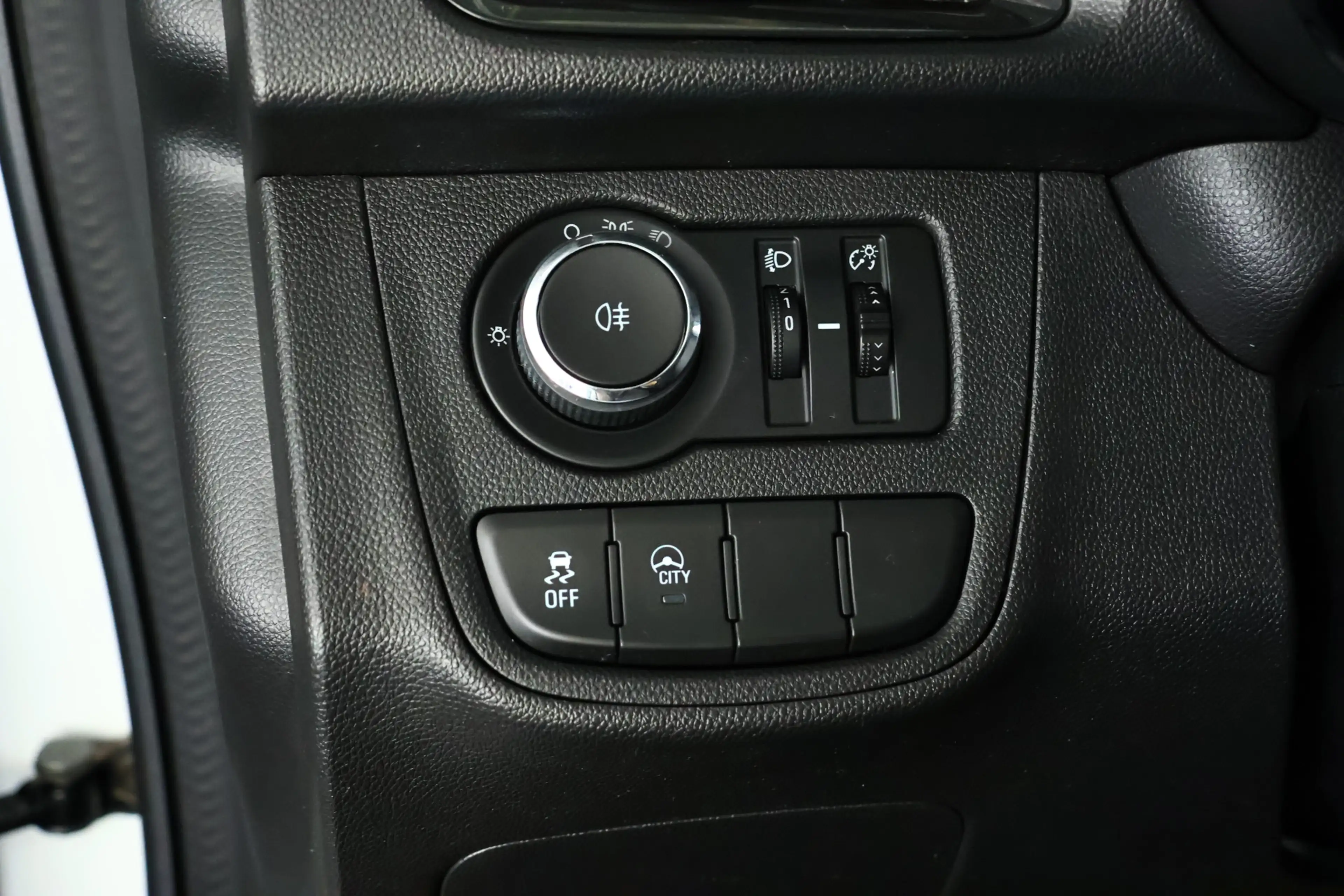 Opel Karl 1.0 ecoFLEX Edition Cruisecontrol / PDC / Stoel&St — photo 17