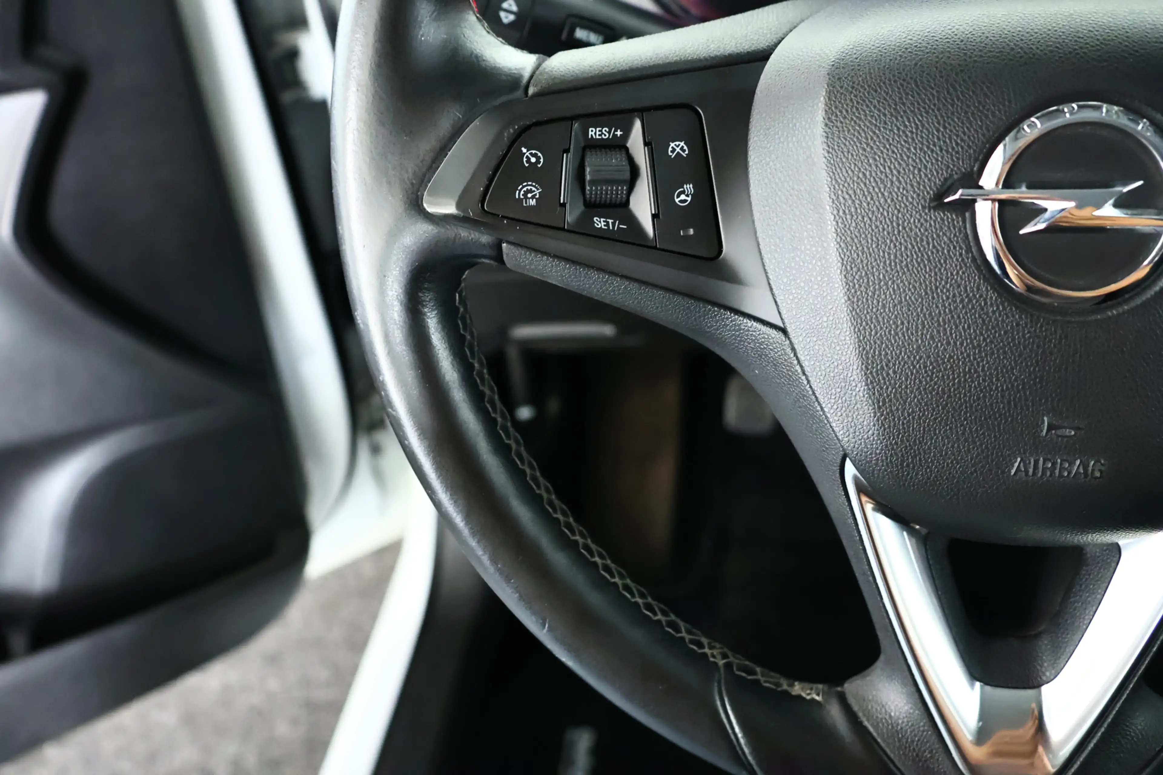 Opel Karl 1.0 ecoFLEX Edition Cruisecontrol / PDC / Stoel&St — photo 18