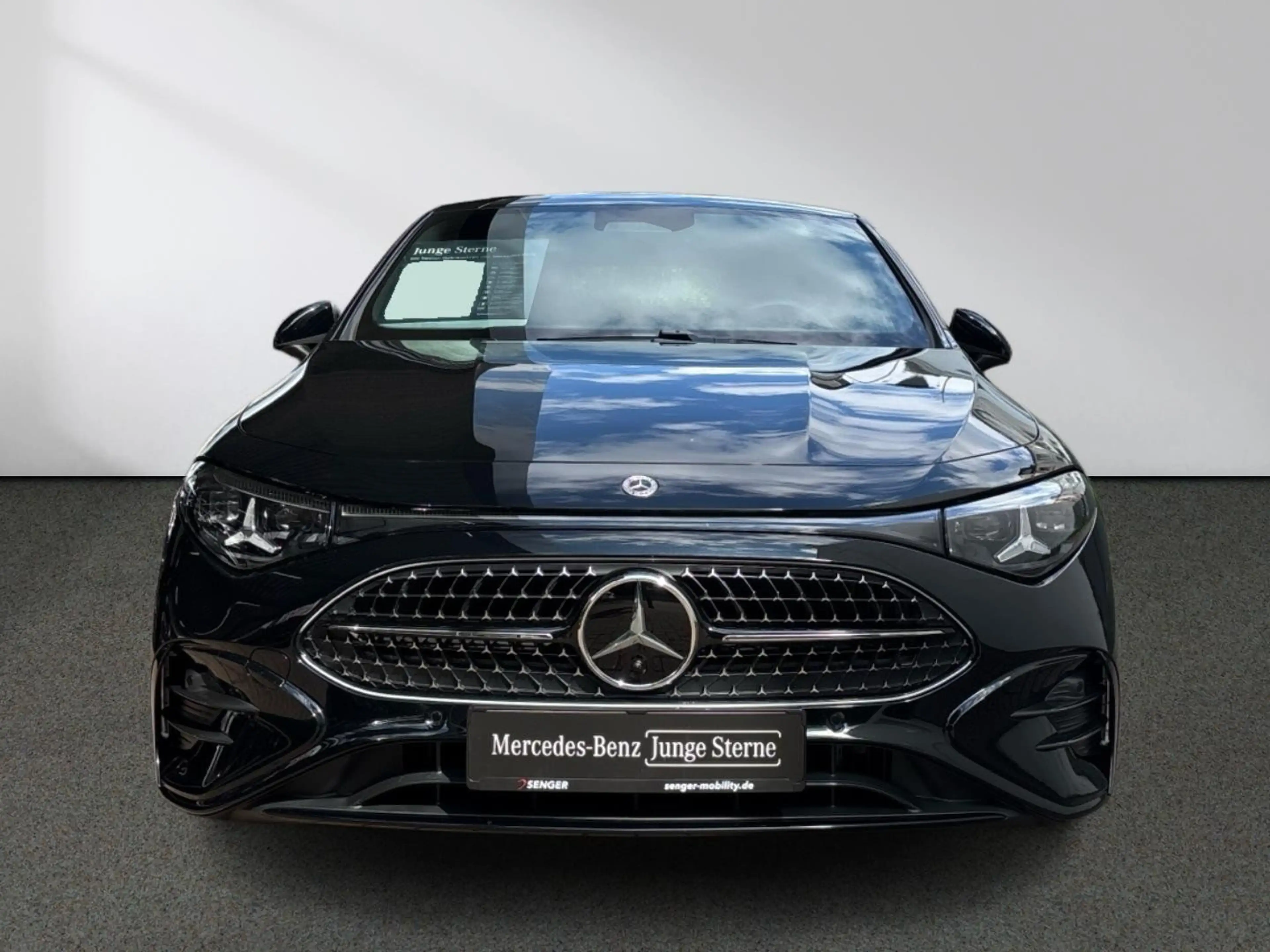 Mercedes-Benz CLA 200 AMG Premium Night Superscreen Memory 19" — photo 4