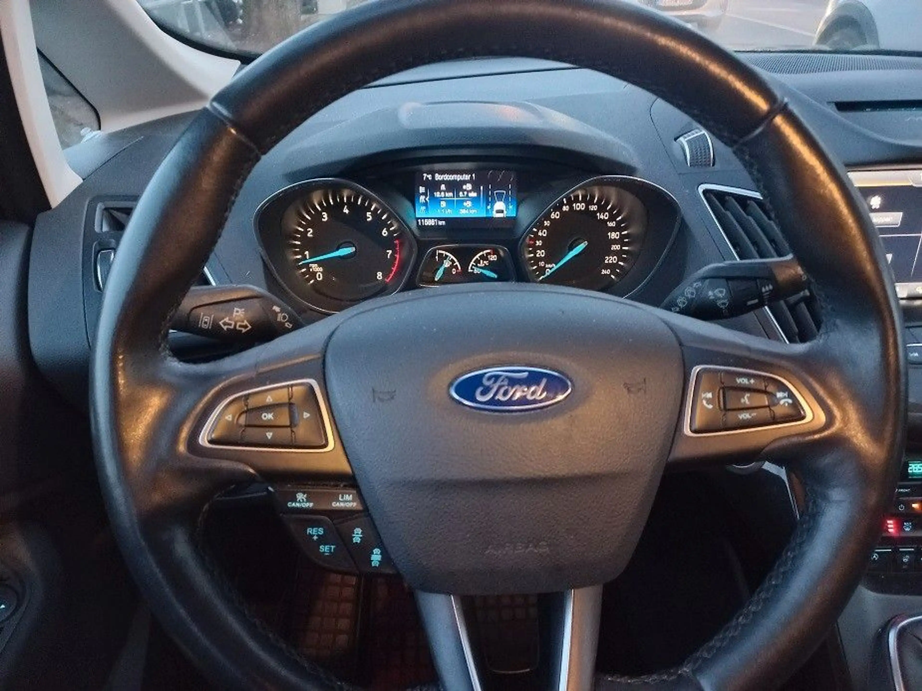 Ford Grand C-Max Grand C-MAX Titanium 1,5 EcoBoost Klima SHZ PDC — photo 24
