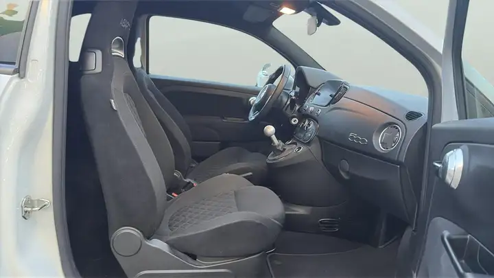 Abarth 595 2023, foto 13