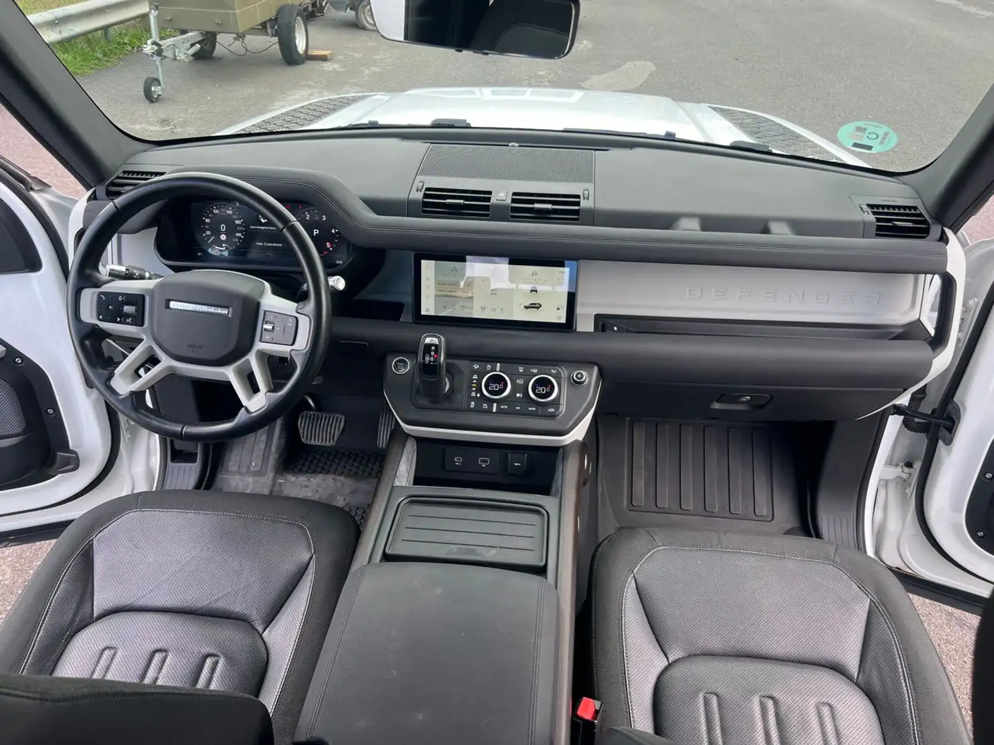 Land Rover Defender 110 2.0D SD4 S AWD Aut. 240 Bílá - 2
