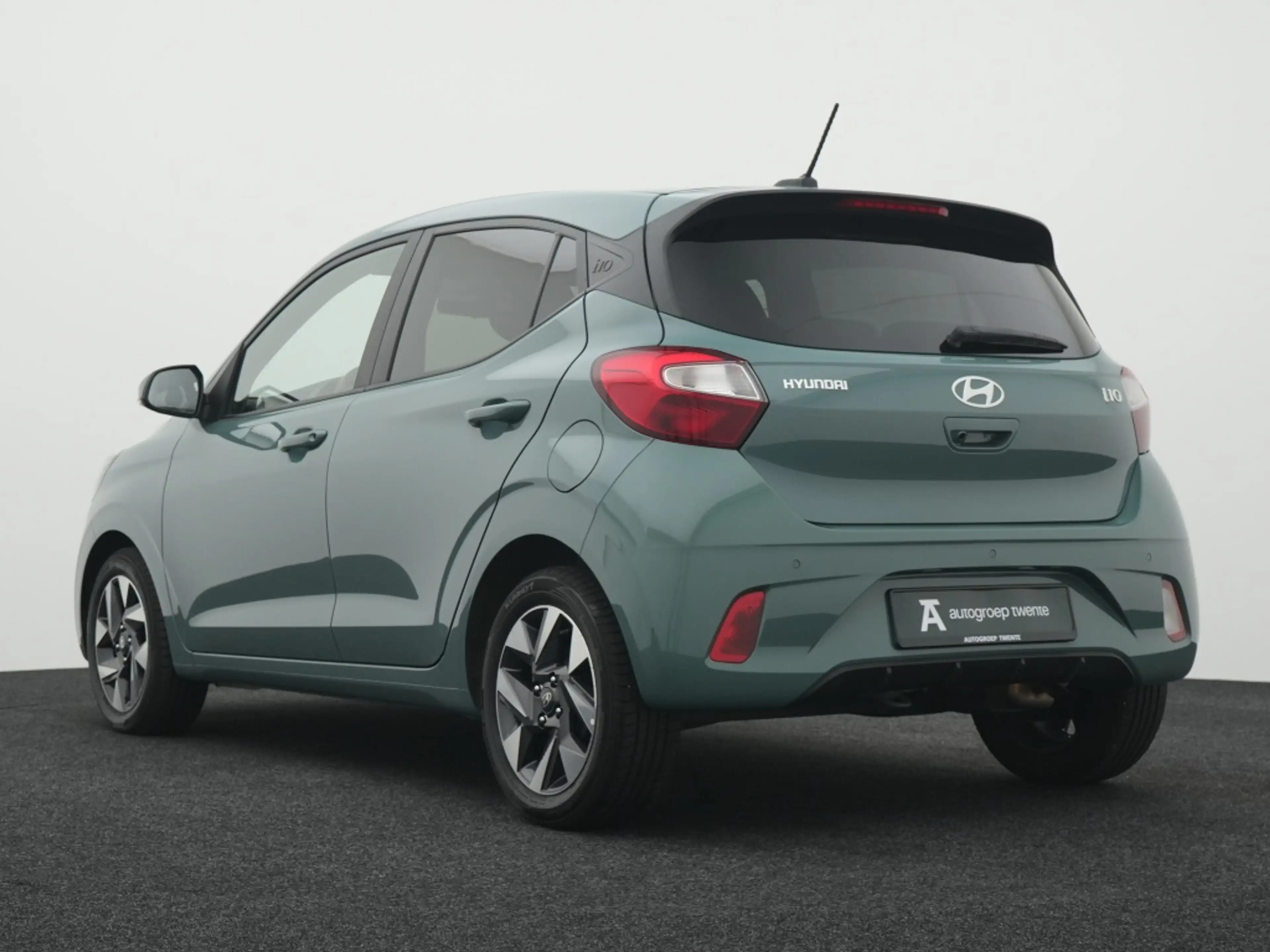 Hyundai i10 1.0 Comfort 5-zits | 15'' Velgen | Private lease 3 — photo 8