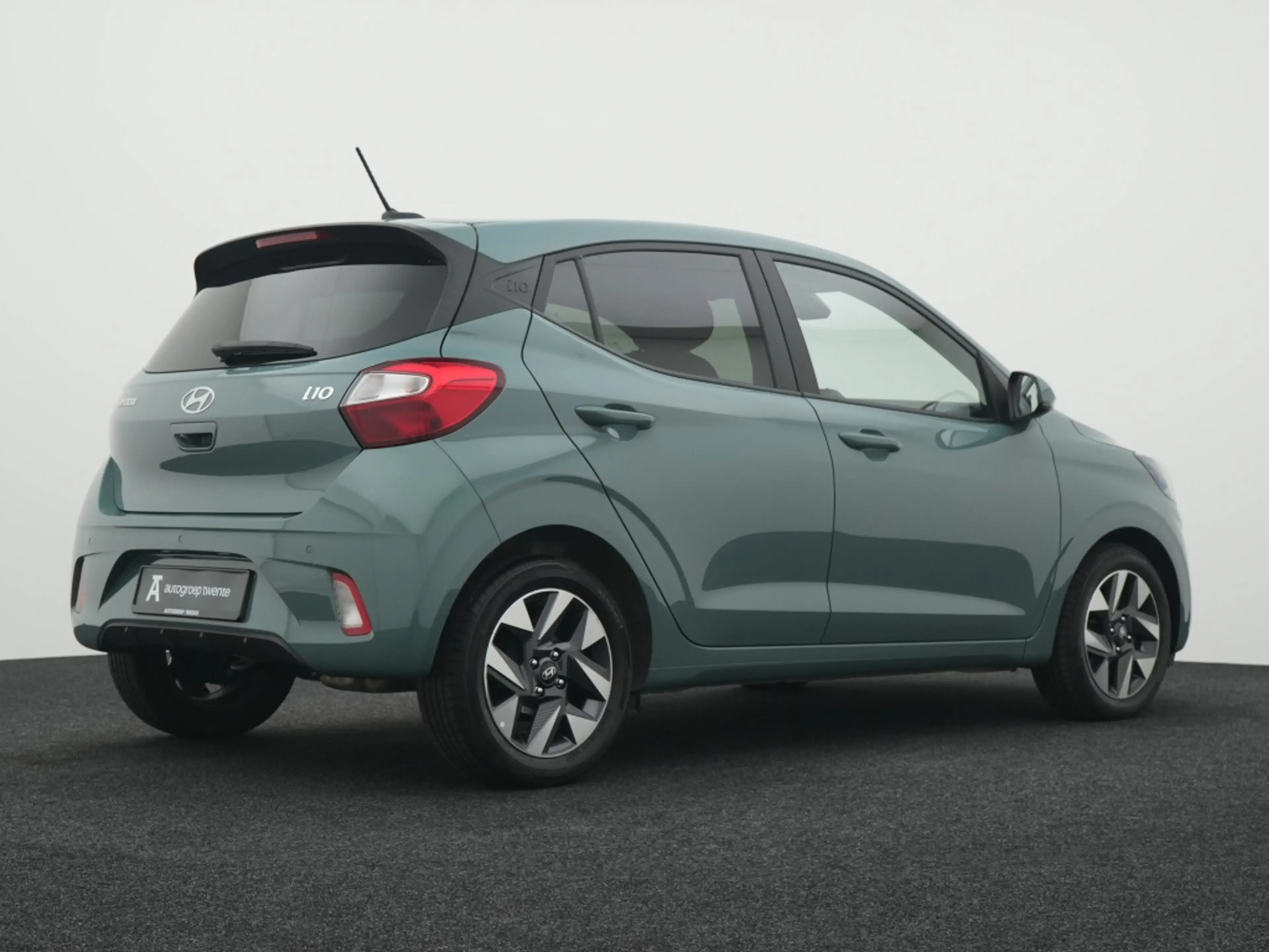 Hyundai i10 1.0 Comfort 5-zits | 15'' Velgen | Private lease 3 — photo 2
