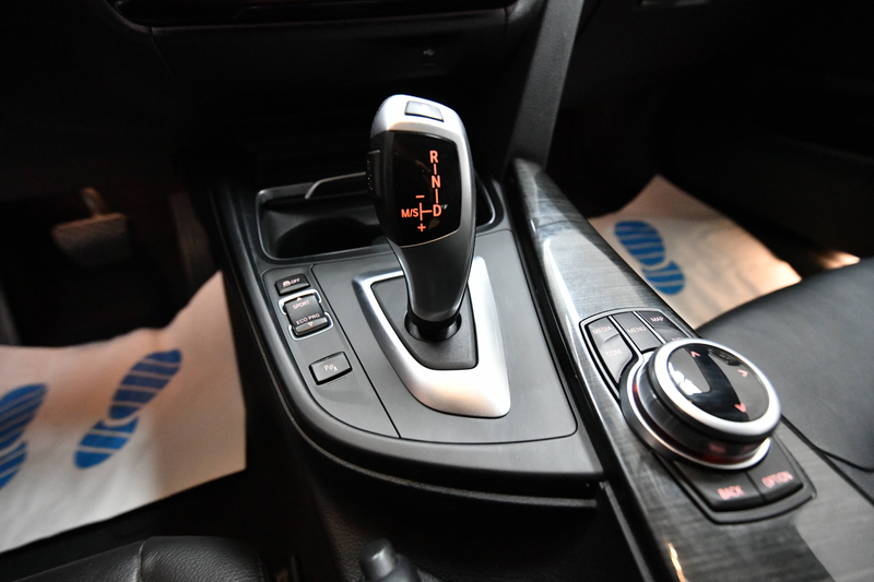 BMW 420 420 d Luxury Line — photo 11