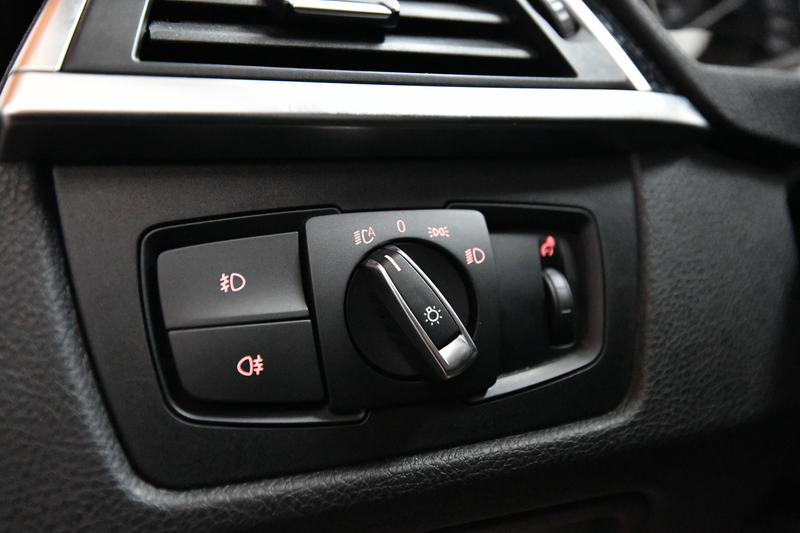 BMW 420 420 d Luxury Line — photo 12