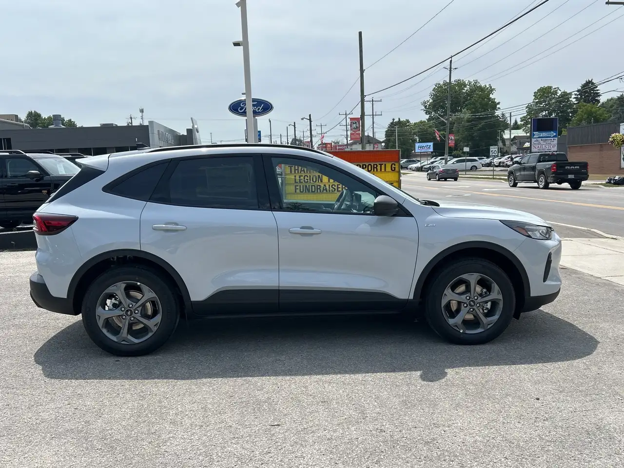 Ford Escape снимка Ford Escape
