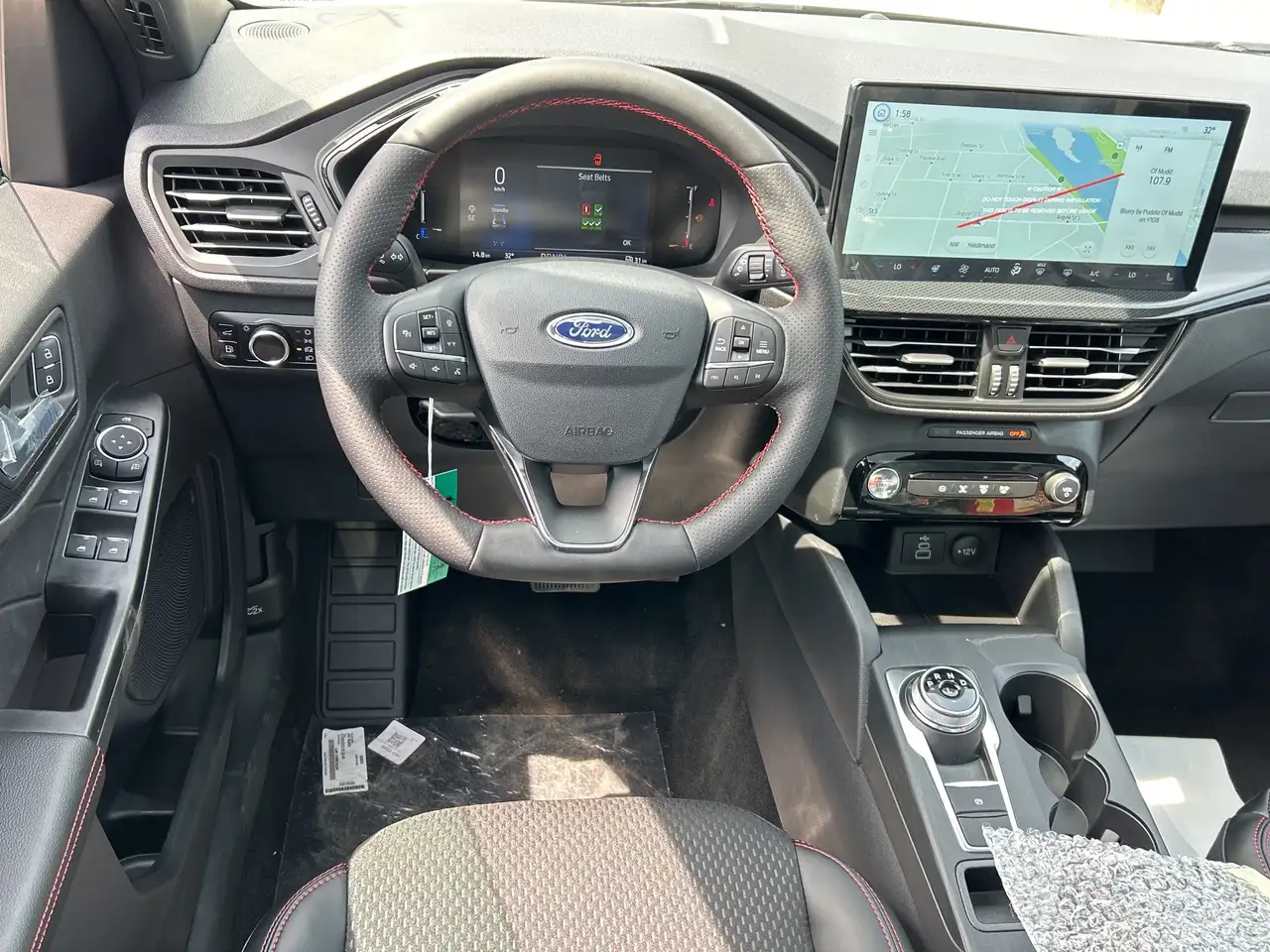 Ford Escape снимка Ford Escape