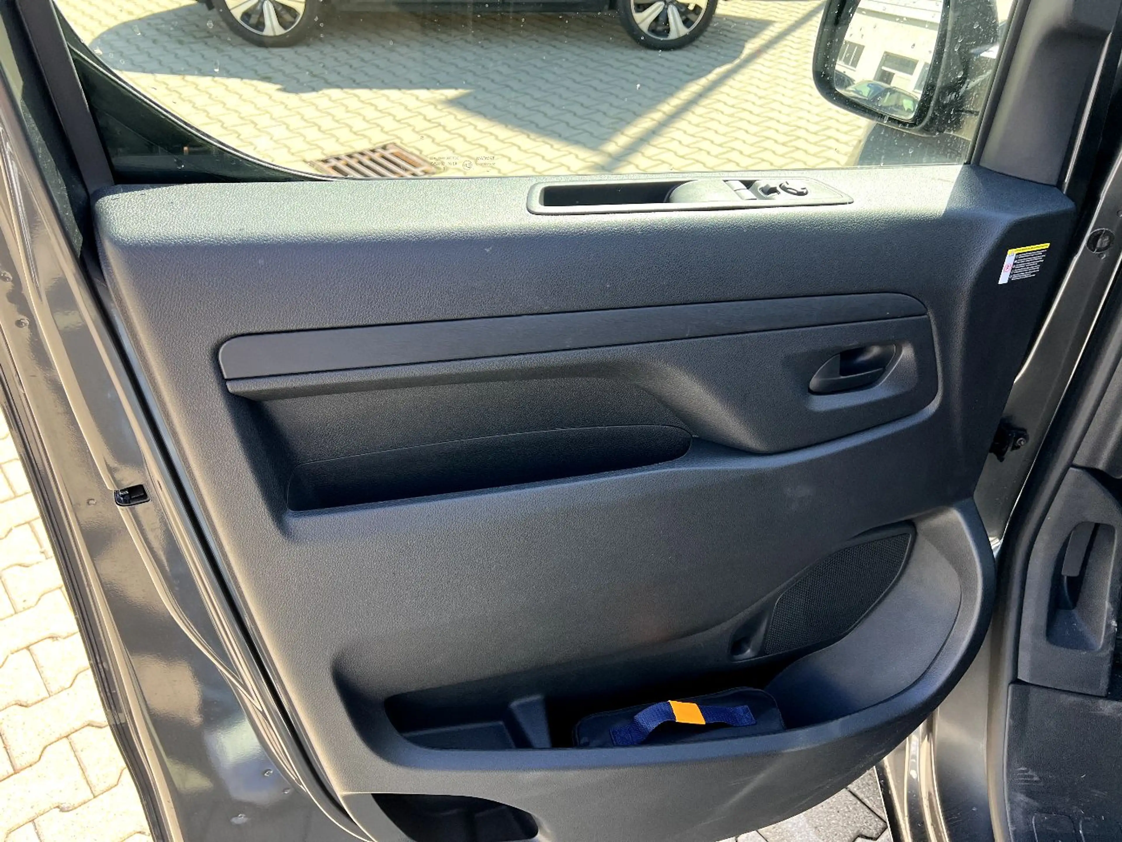 Fiat Scudo Kombi L2 180 Icon *LED Navi AHK Kamera* — photo 10