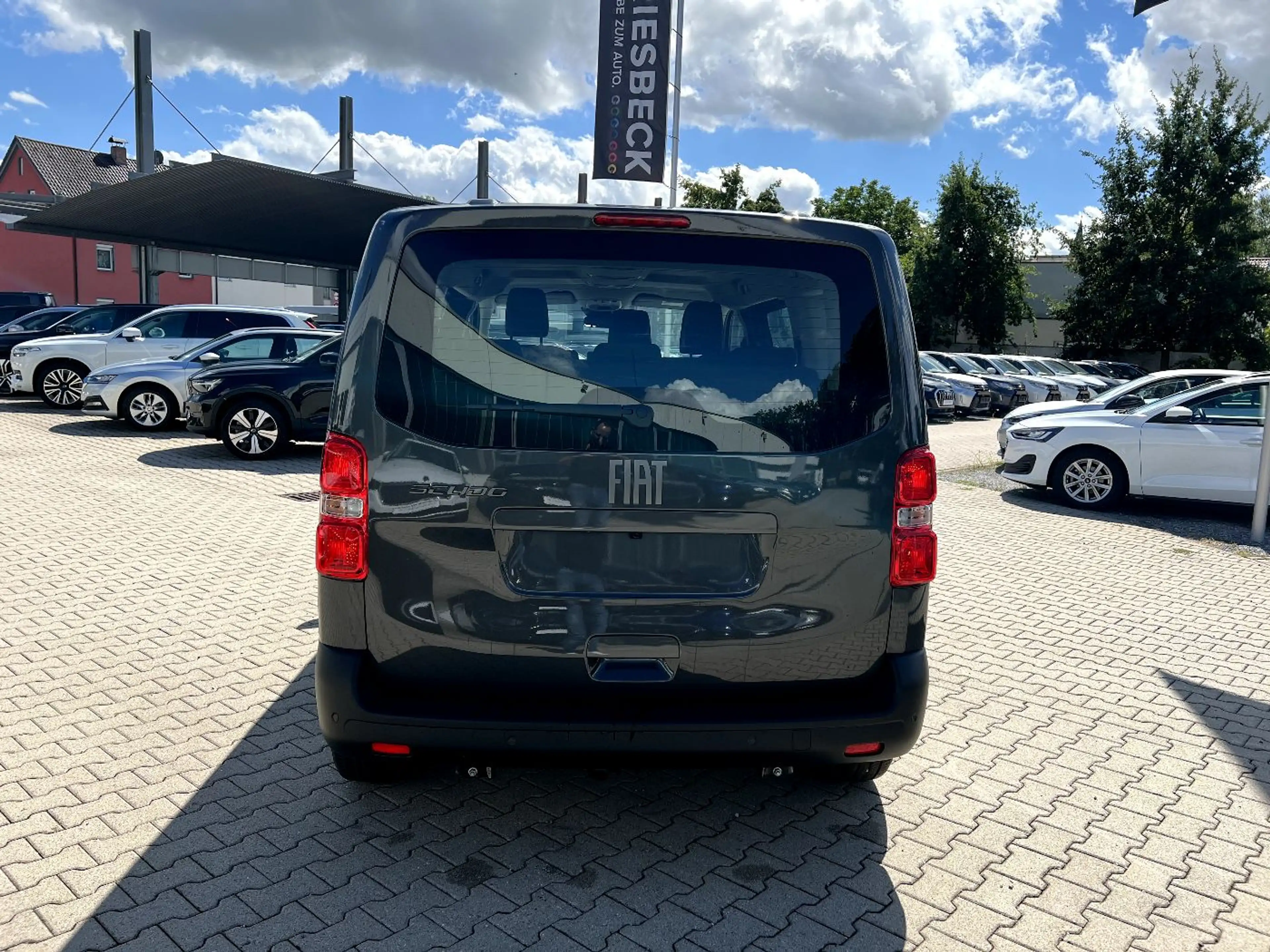 Fiat Scudo Kombi L2 180 Icon *LED Navi AHK Kamera* — photo 3