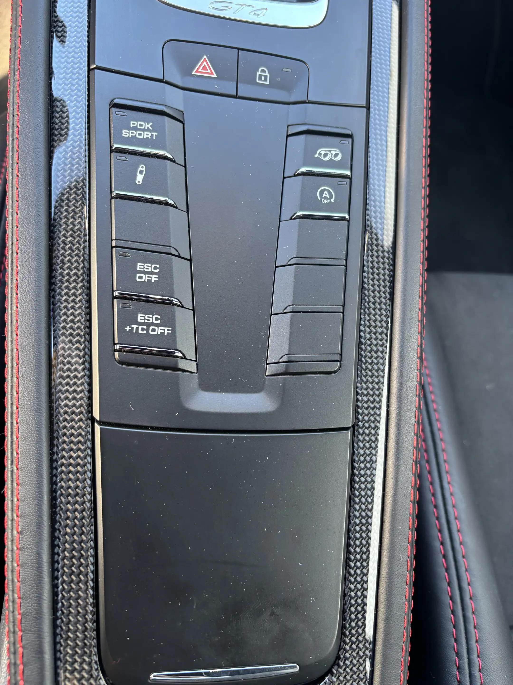 Porsche 718 718 Cayman GT4 PDK - LED - PCCB - CARBON - APPROVE — photo 9