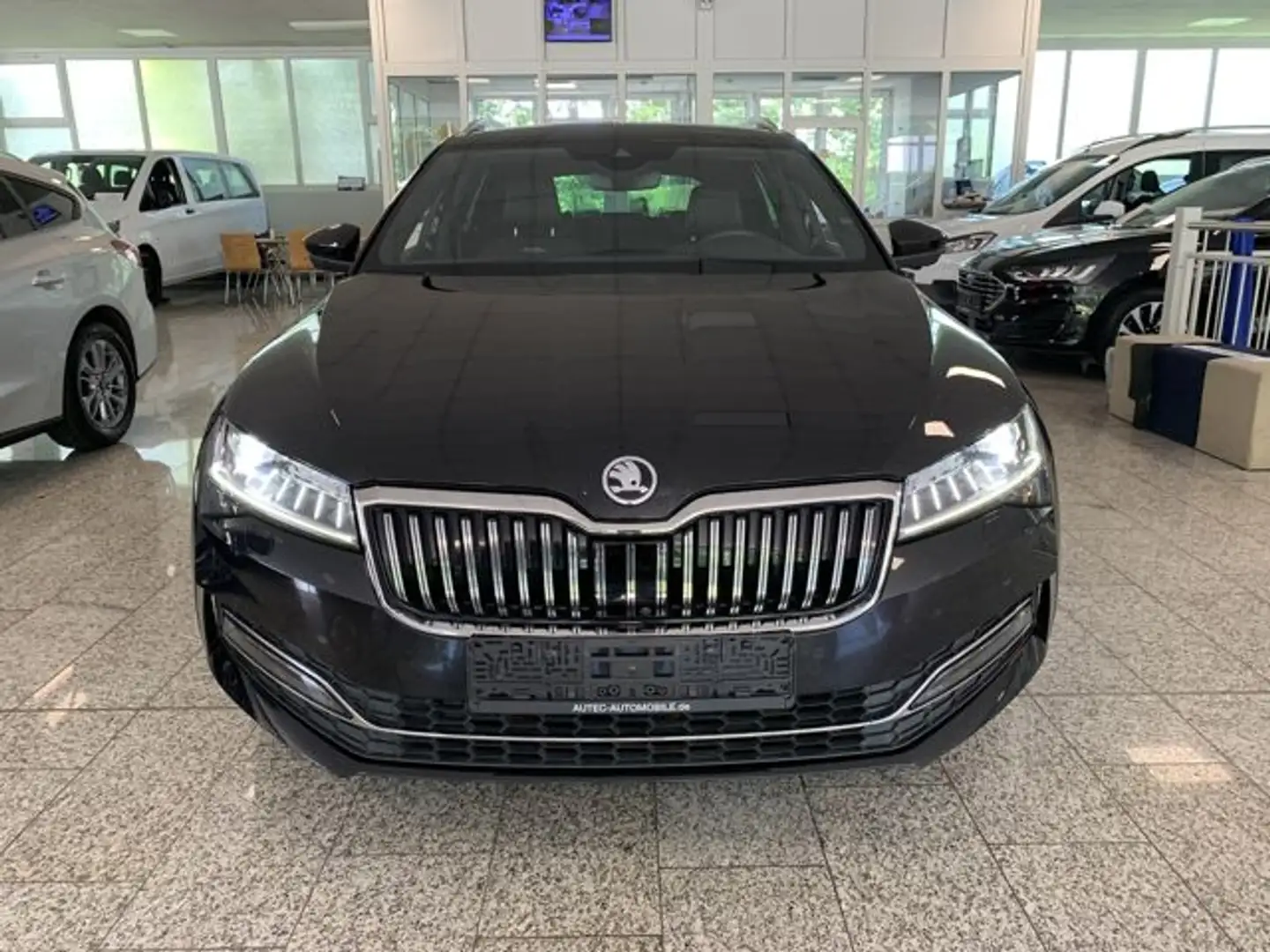 Skoda Superb Combi L&K 2.0 TDI DSG AHK+360°+ACC+SPURH. Nero - 2