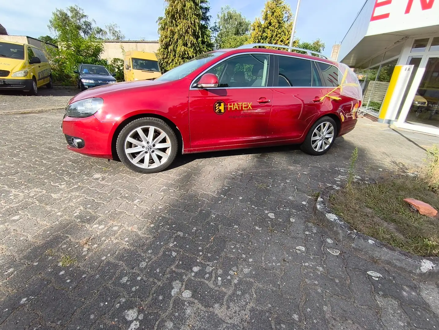Volkswagen Golf Variant Highline Rot - 2