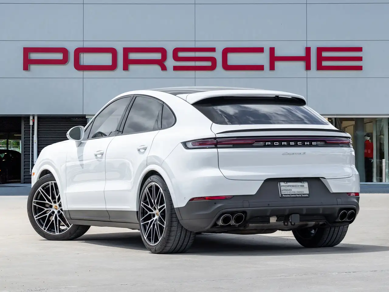 Porsche Cayenne снимка Porsche Cayenne