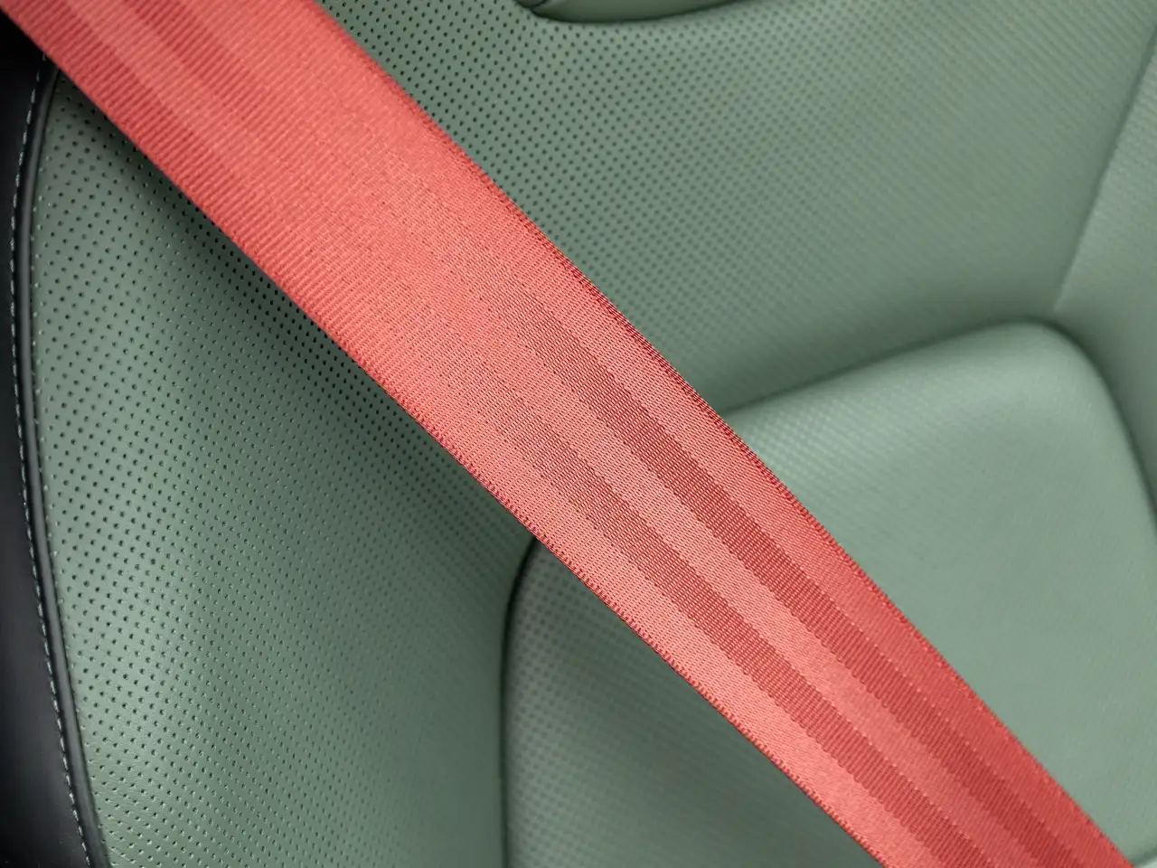 Porsche Cayenne снимка Porsche Cayenne