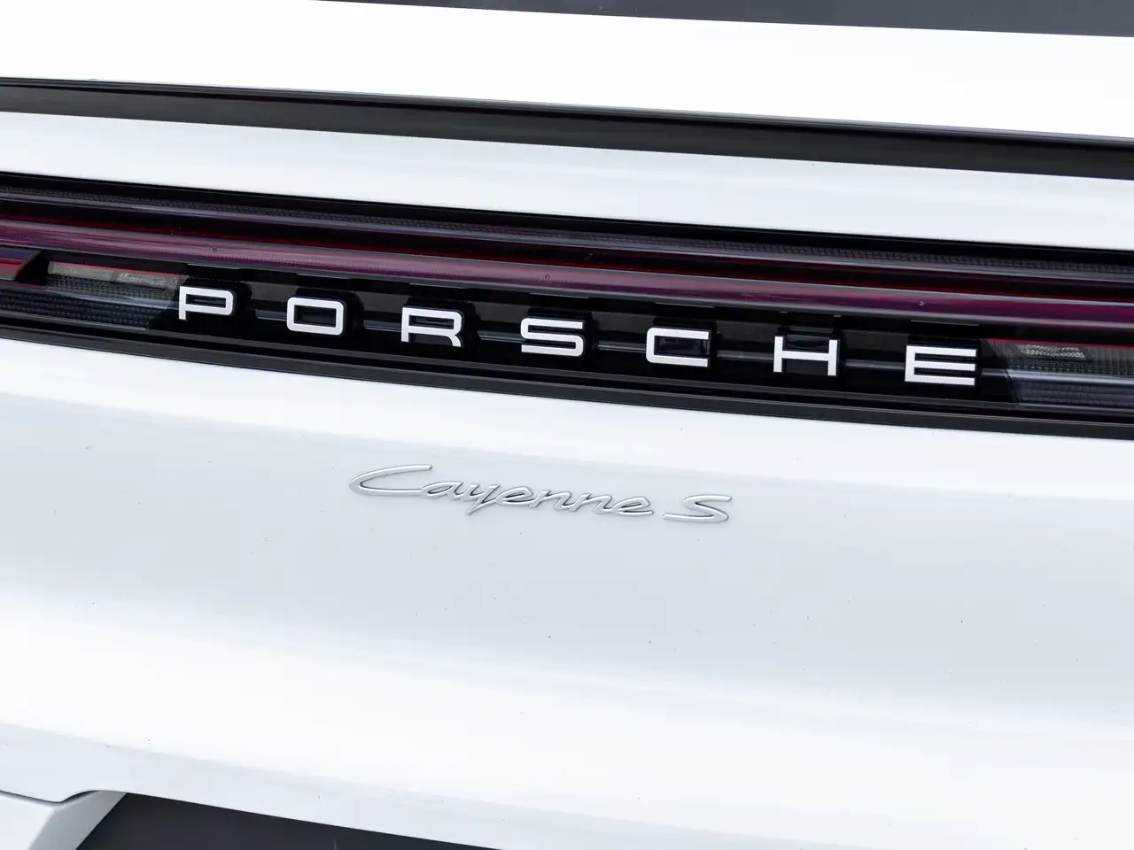 Porsche Cayenne снимка Porsche Cayenne