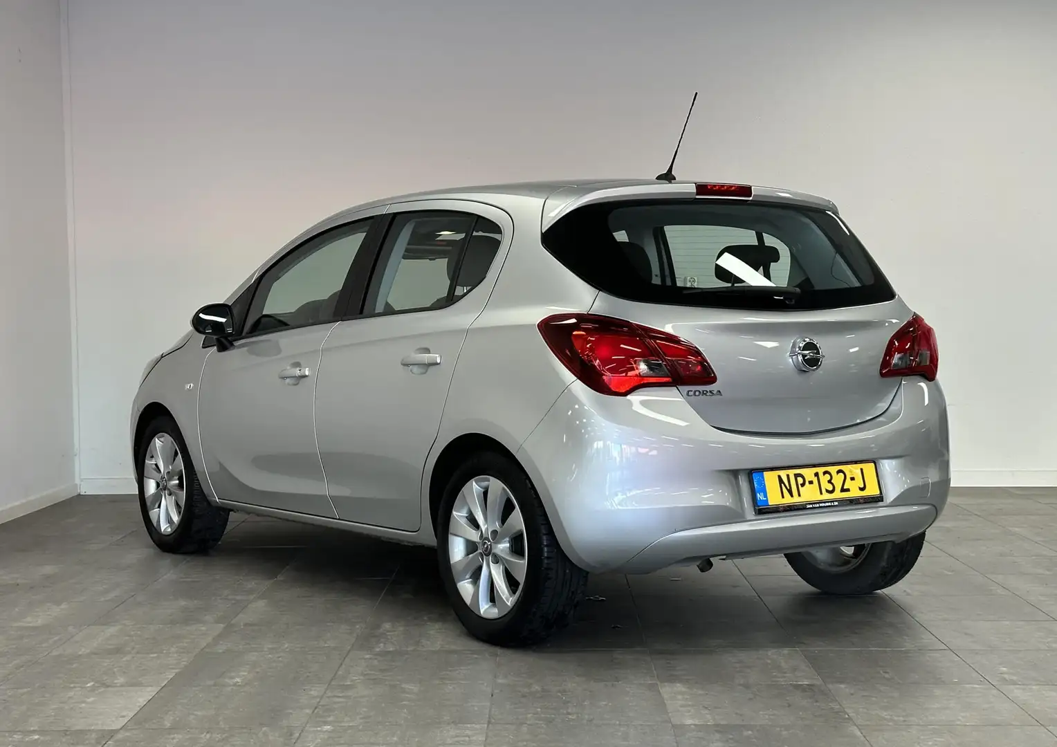 Opel Corsa 1.4 Edition | Lichtmetalen Velgen Grijs - 2