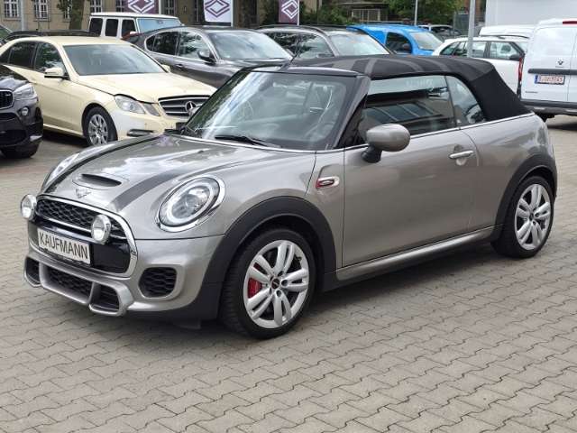 MINI John Cooper Works Cabrio
