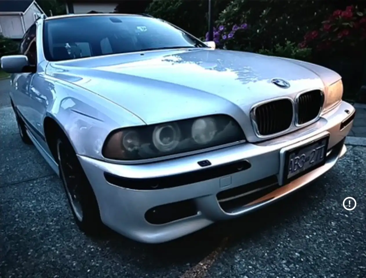 BMW 5 Series photo BMW 5 Series