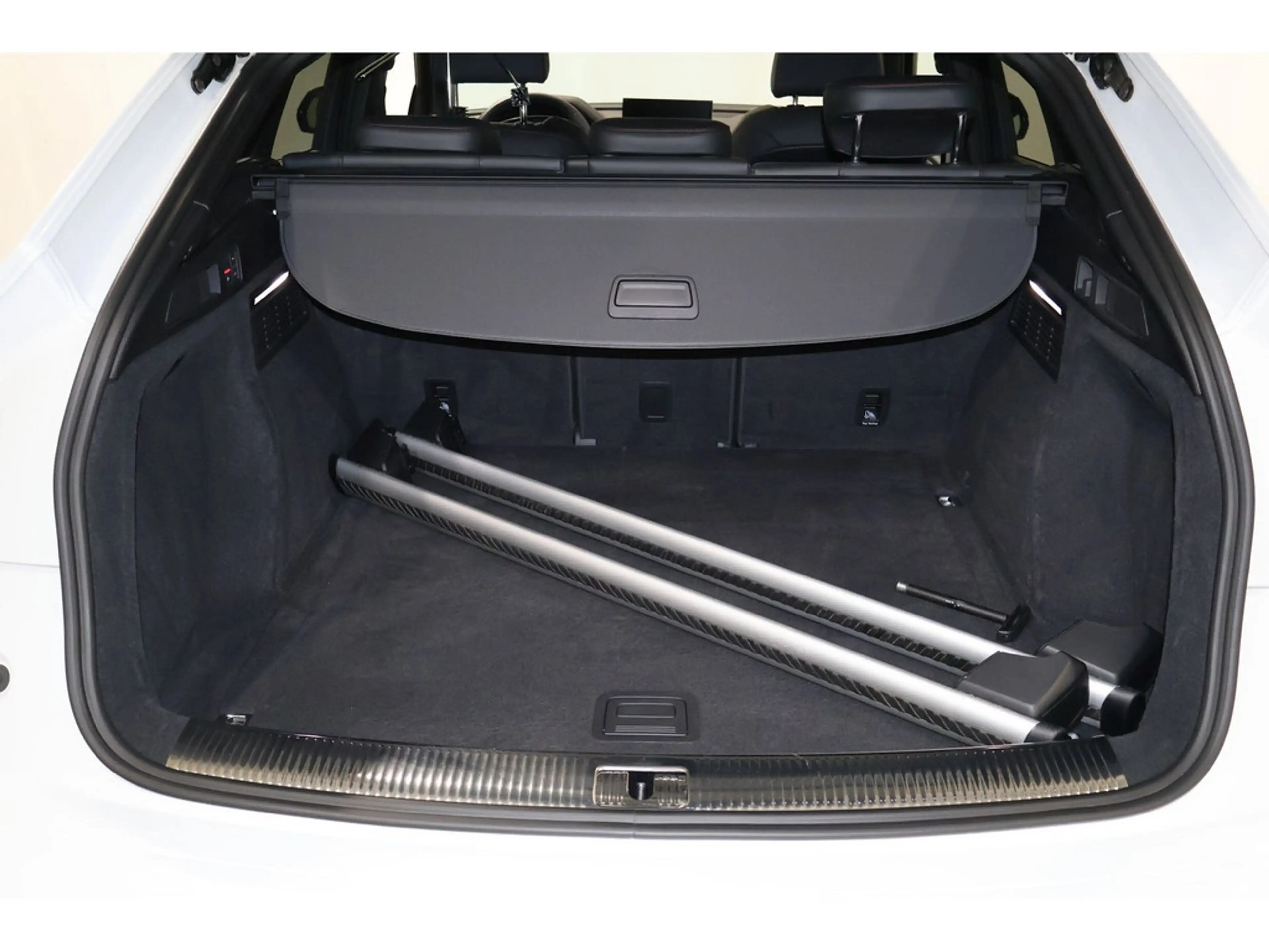 Audi SQ5 Sportback 3.0 TDI quattro B&O*Pano*Standheizung — photo 6