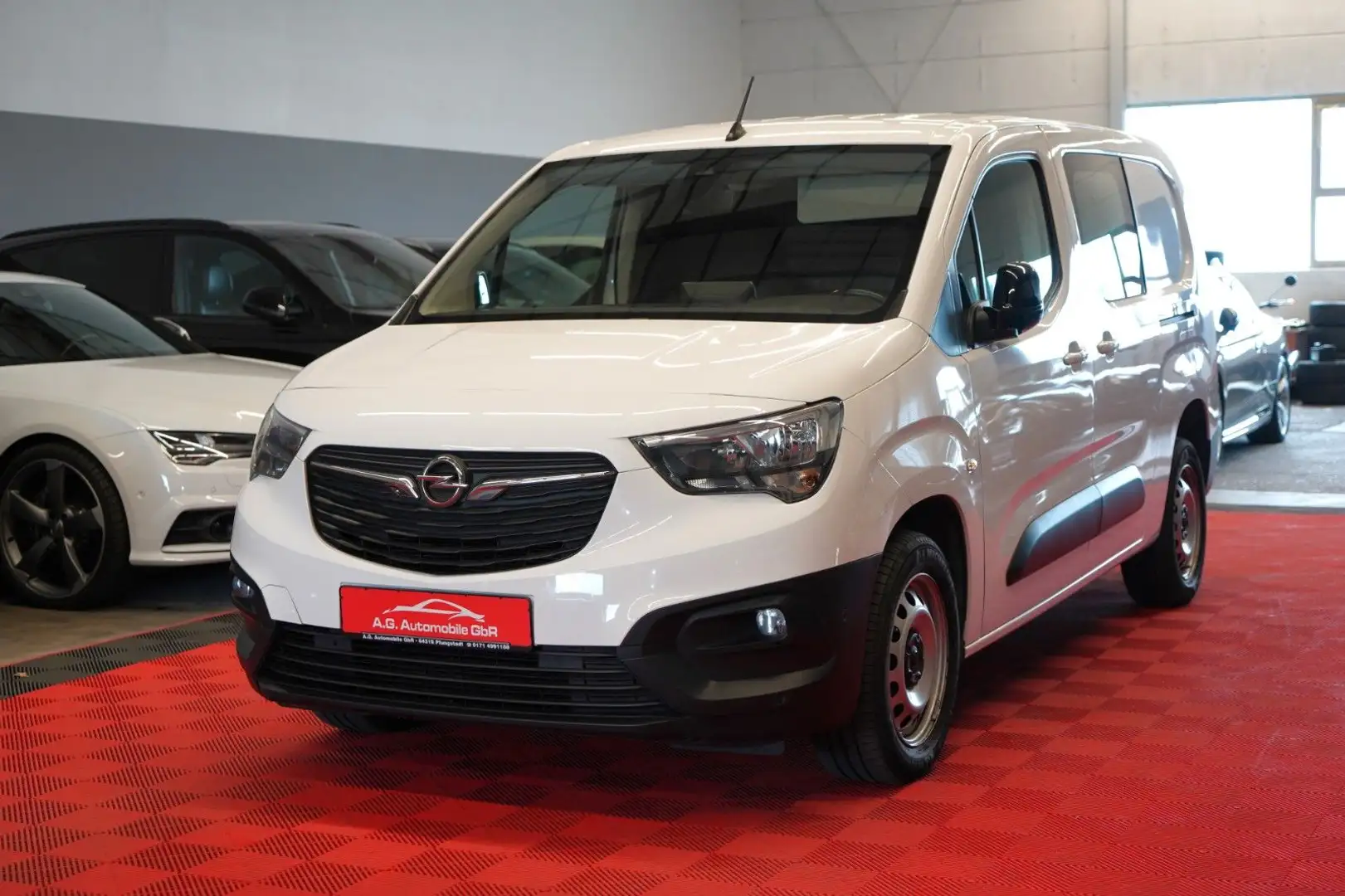 Opel Combo E 1.5 CDTi Aut. Cargo Edition XL 1.Hand Weiß - 1