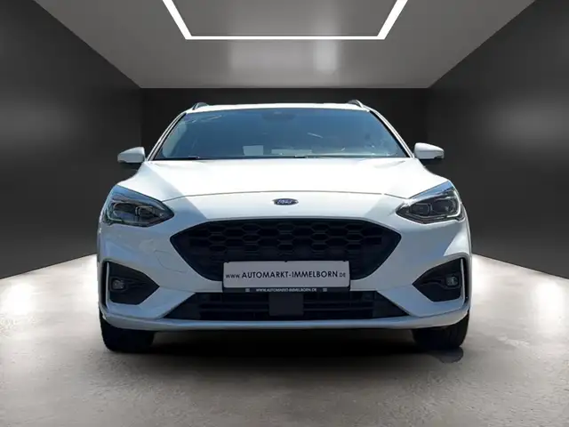 Ford Focus view 9