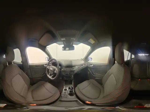 Ford Focus view 13