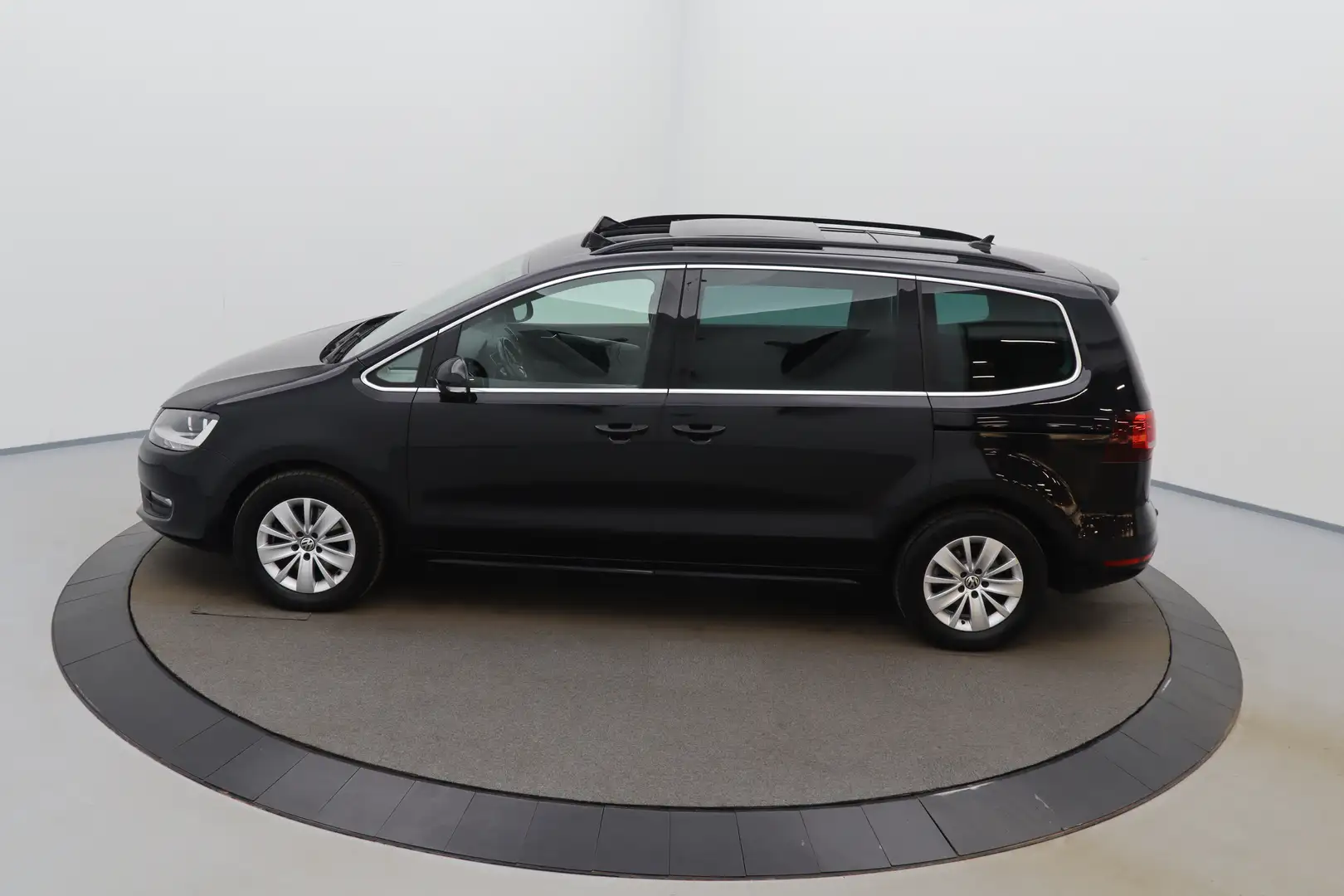 Volkswagen Sharan 2.0 TDi Comfortline Business+ 7Pl LANE BLIS TREKH. Noir - 1
