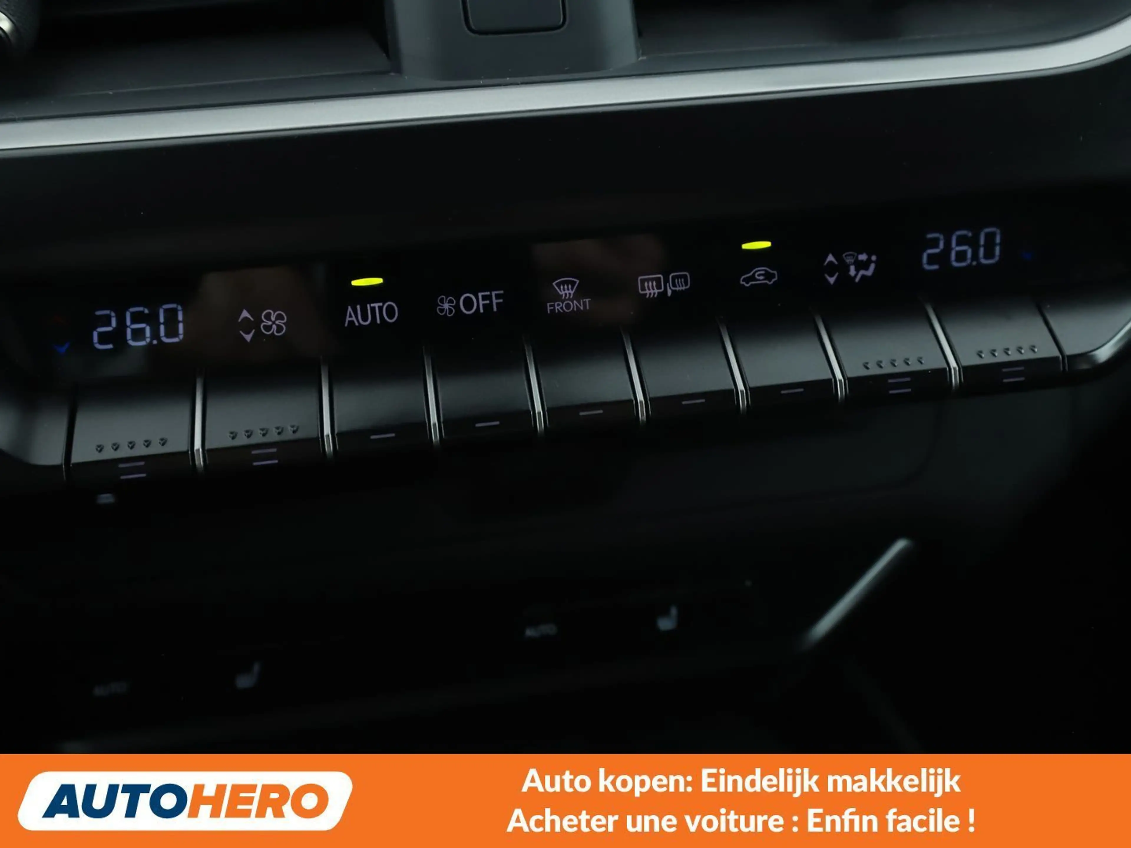 Lexus UX 250h UX 250h — photo 11