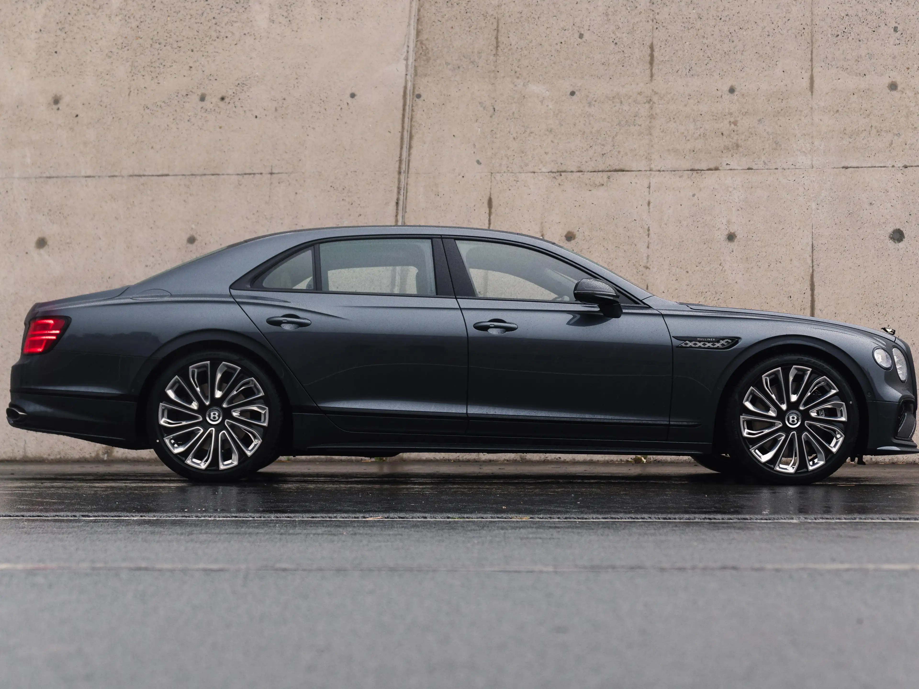 Bentley Flying Spur Mulliner — photo 4