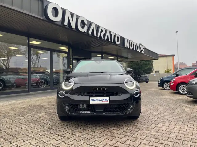 Fiat 600 view 2