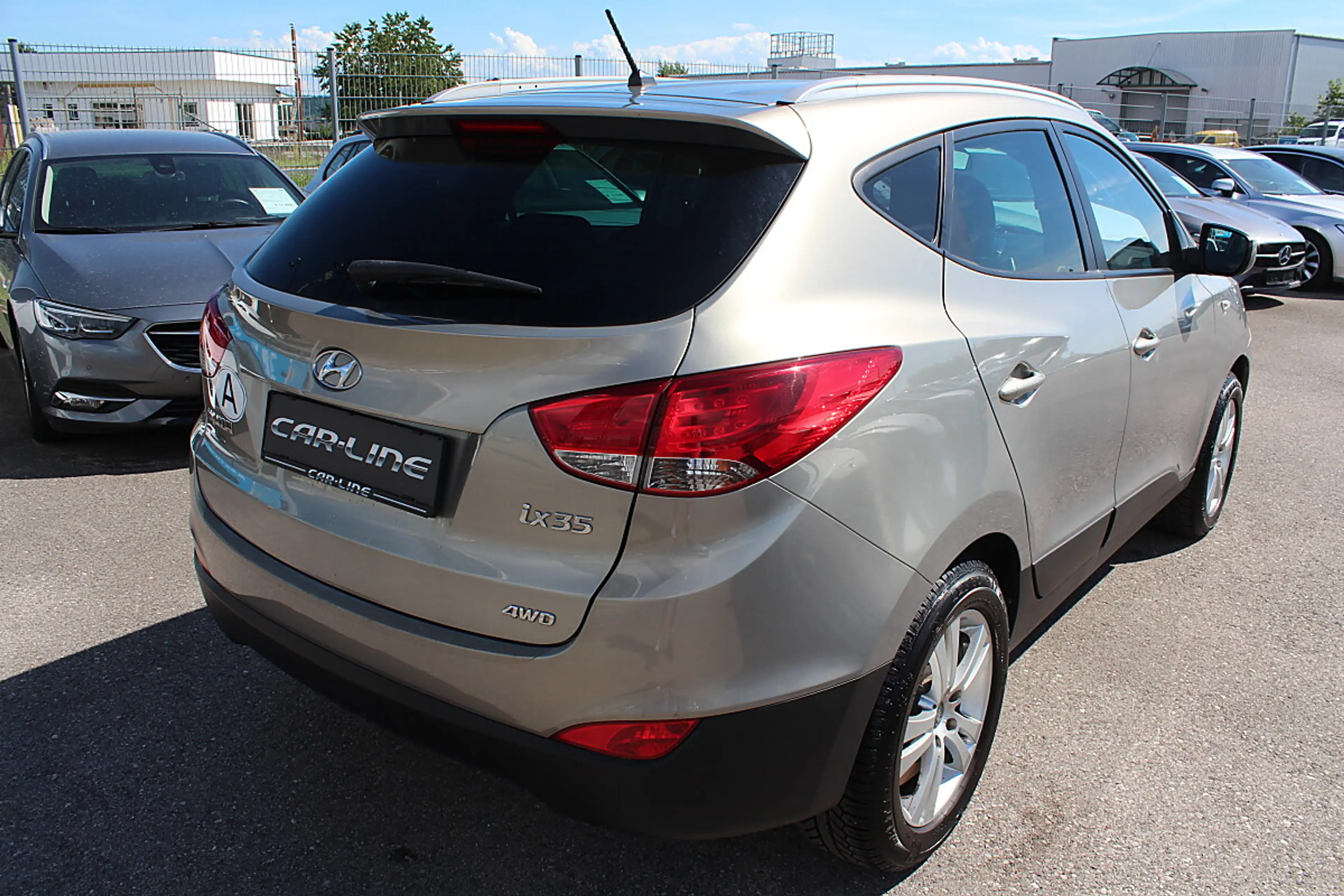 Hyundai iX35 2,0 CVVT Spirit 4WD STANDHEIZUNG XENON — photo 7