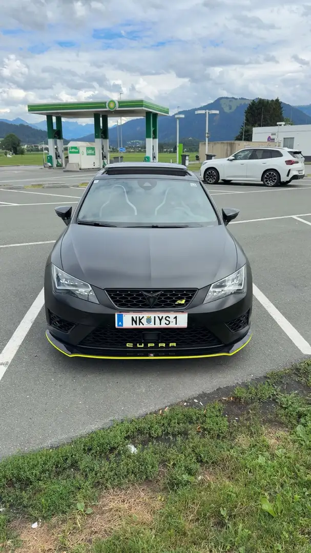 SEAT Leon Cupra 2,0 TSI DSG - 2