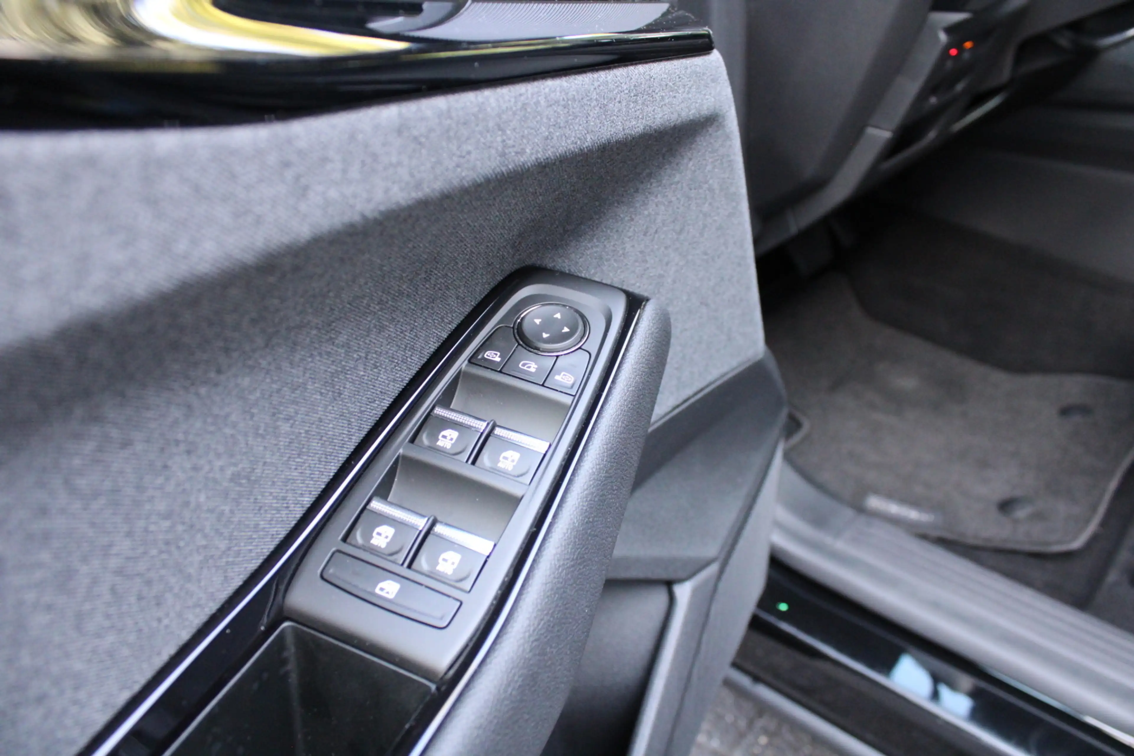Renault Austral Evolution Full Hybrid 200 — photo 11