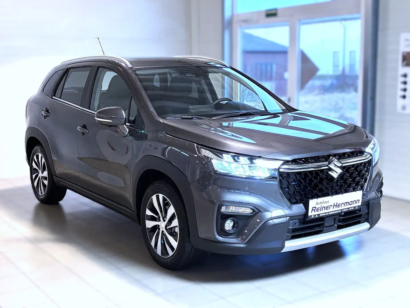 Suzuki S-Cross 1.5 Comfort+ ALLGRIP HYBRID AT 4WD 360° KAMERA Grigio - 1