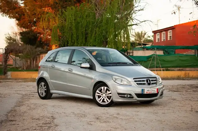 Mercedes-Benz C 320 B 180 CDI