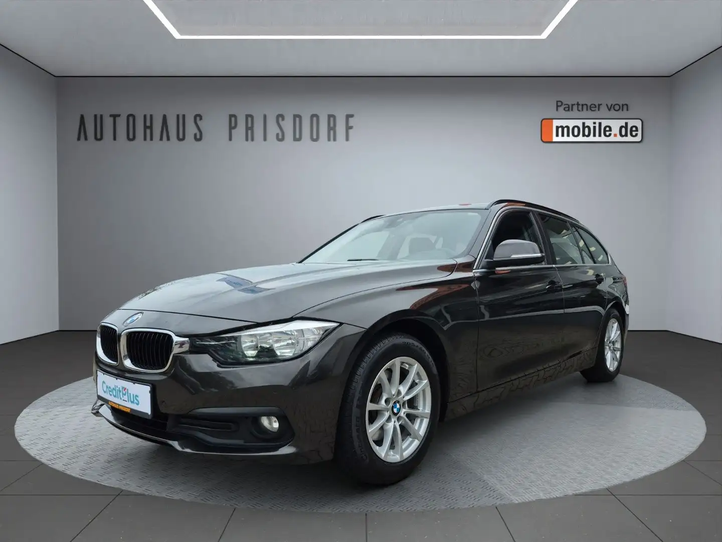 BMW 320 d Touring Automatik/Klima/RFK/Navi/Shz/8Fach Braun - 1