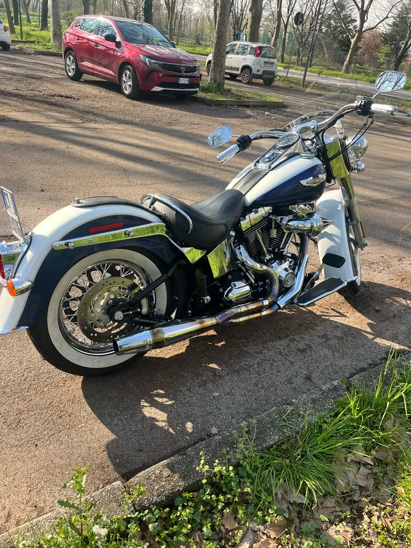 Harley-Davidson Deluxe - 1