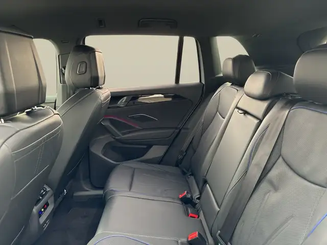 Volkswagen Tiguan view 9