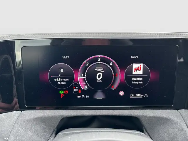 Volkswagen Tiguan view 11
