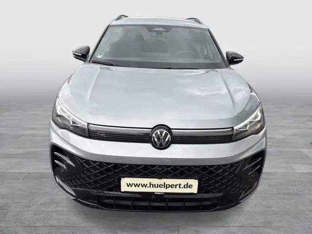 Volkswagen Tiguan view 6