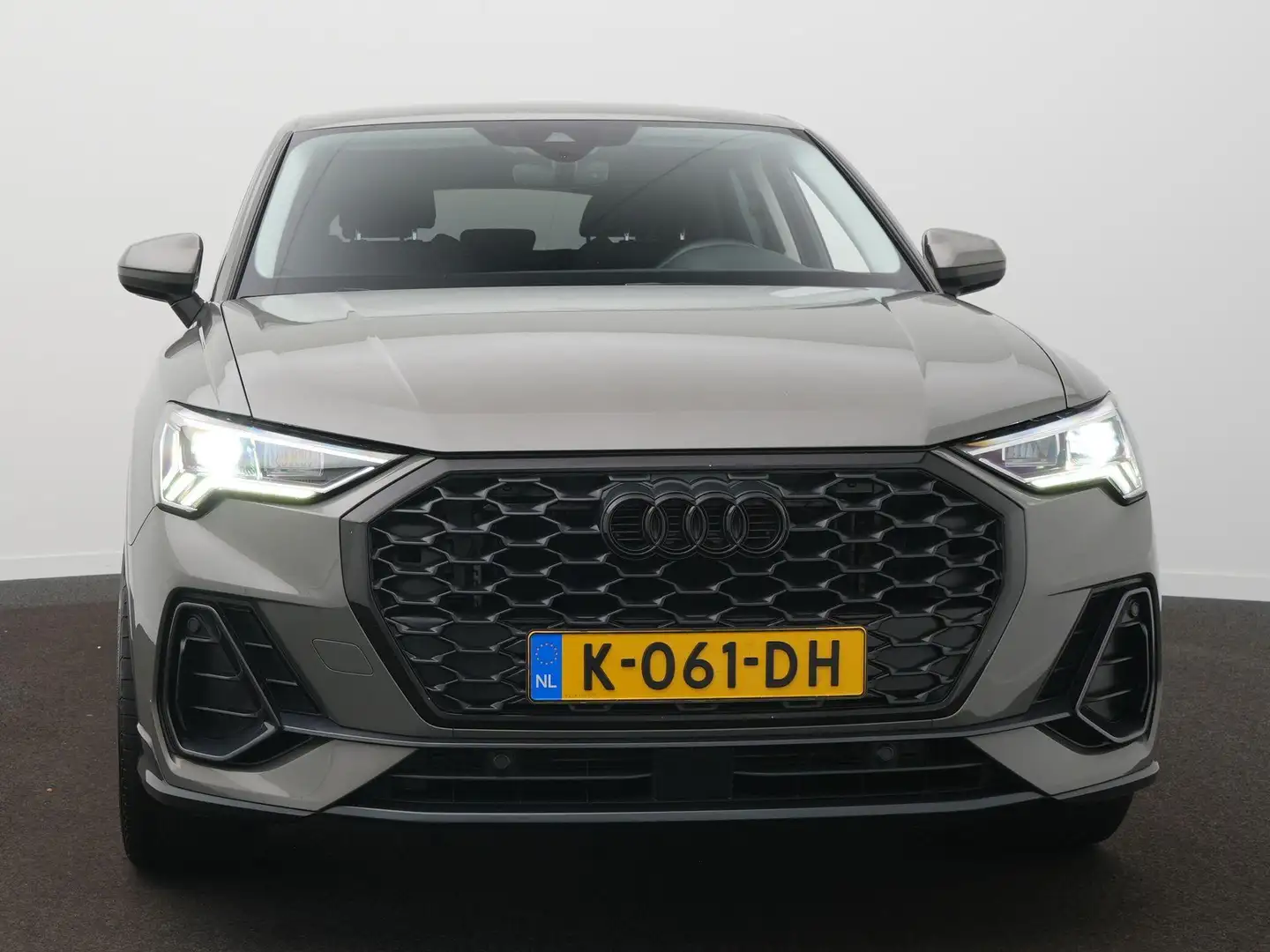 Audi Q3 Sportback 35 TFSI Pro Line business S-Tronic | Sto Gris - 2