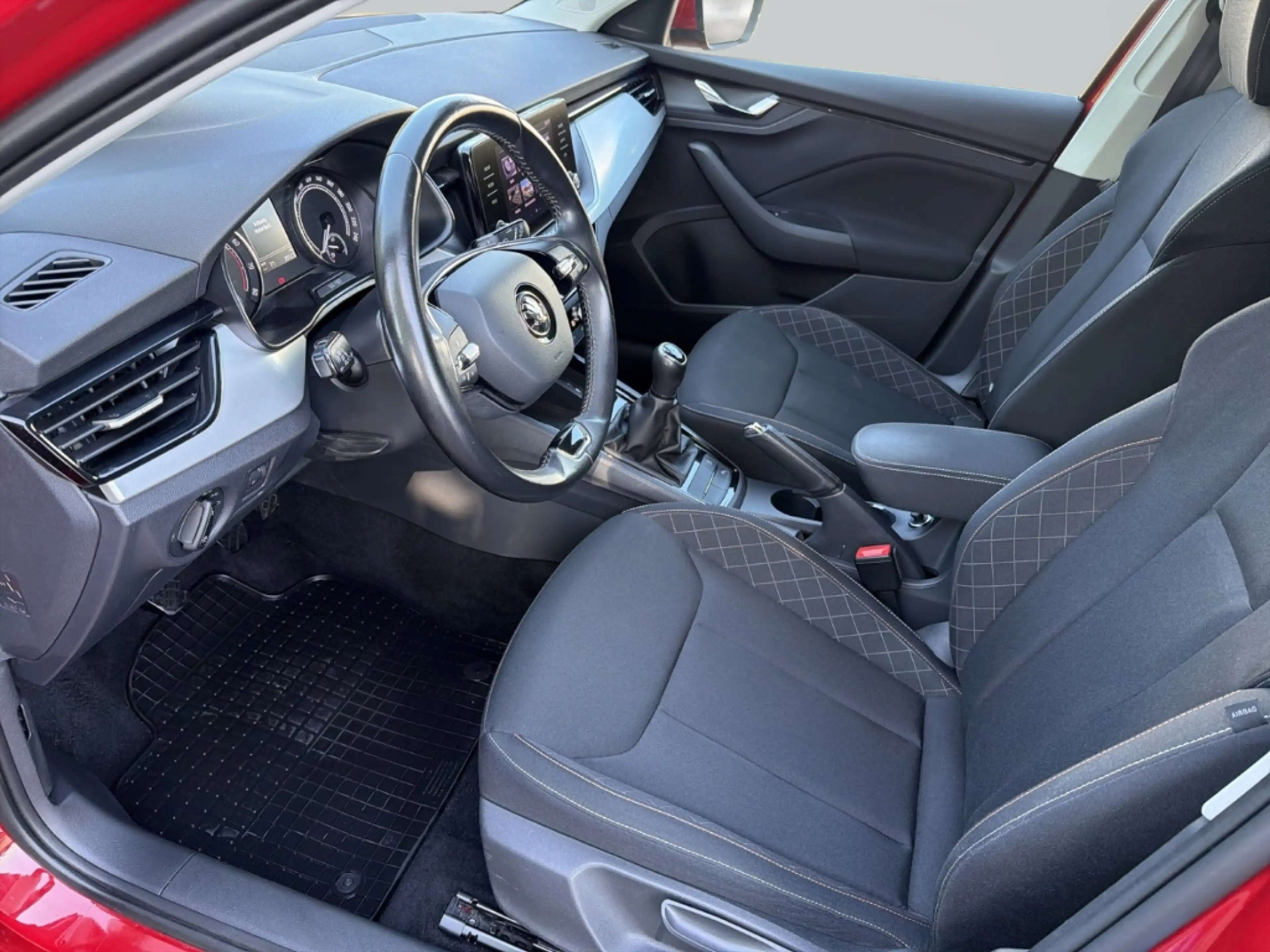 Skoda Kamiq Drive 125 1.0TSI-LED-Temp-Sitzhz-Klimaauto-CarPlay — photo 14