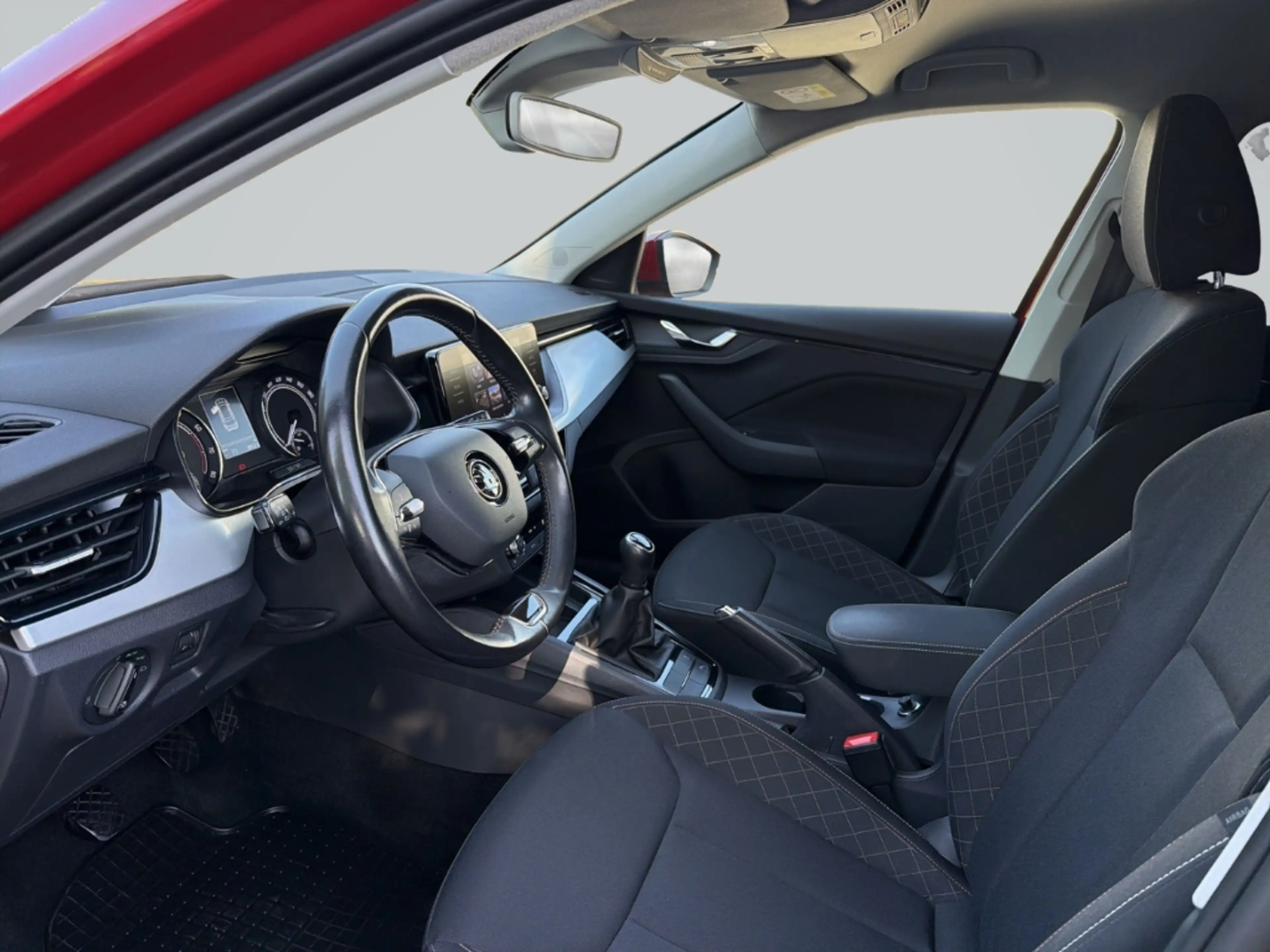 Skoda Kamiq Drive 125 1.0TSI-LED-Temp-Sitzhz-Klimaauto-CarPlay — photo 13
