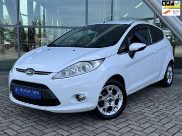 1.25 Titanium Cruise Control / Climate control / P