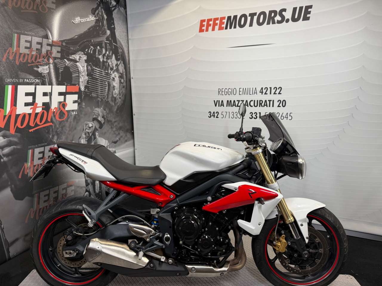Triumph Street Triple RS